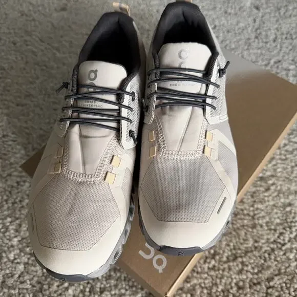 On Women's Cloud 5 Waterproof, NWT, W8, Pearl/Fog - Picture 4 of 7